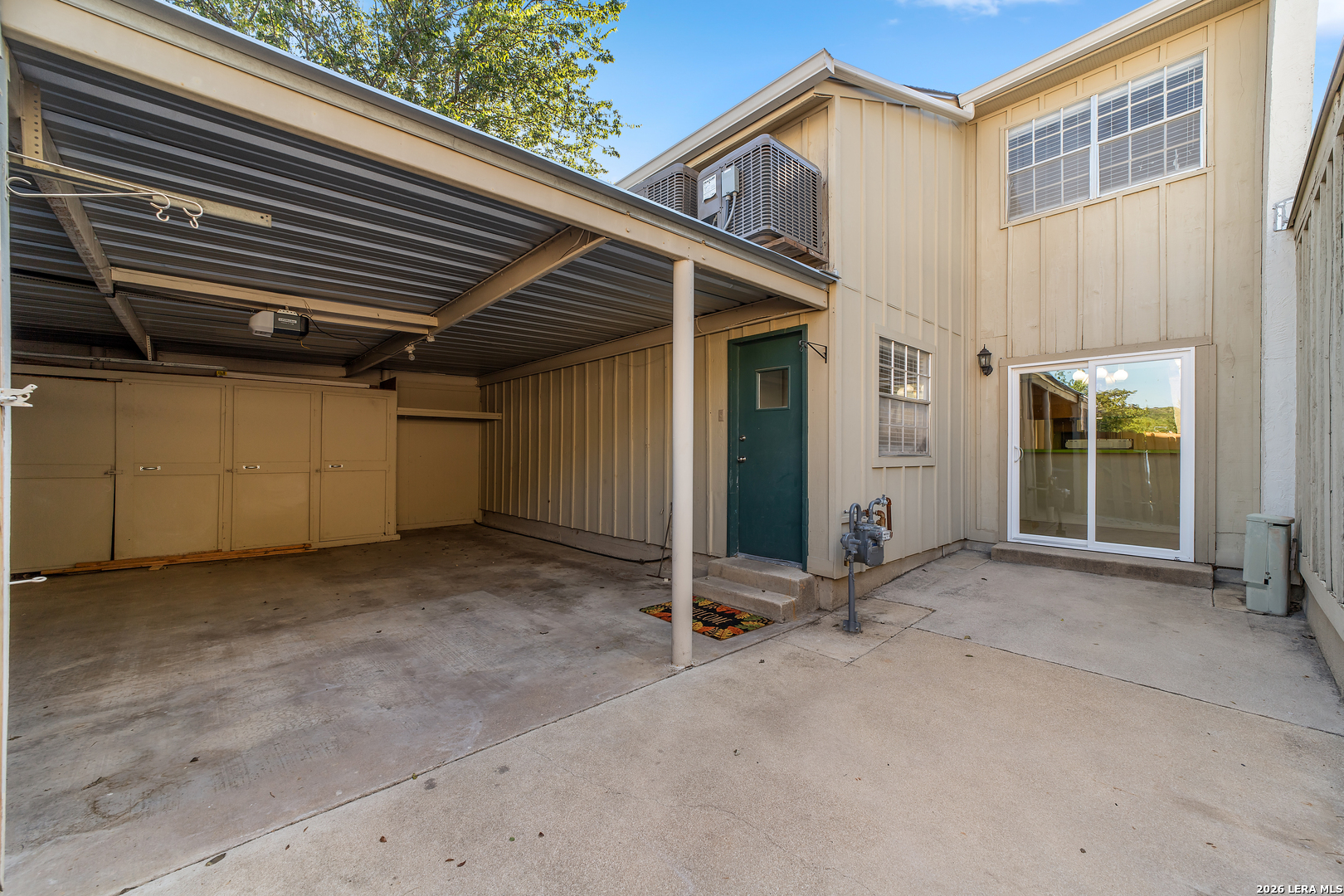 1950-B Leslie Drive Kerrville TX 78028
