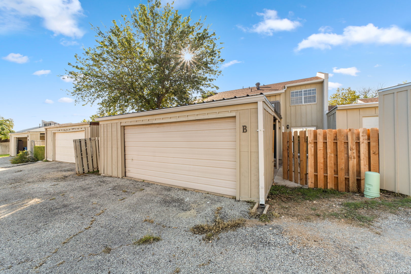 1950-B Leslie Drive Kerrville TX 78028