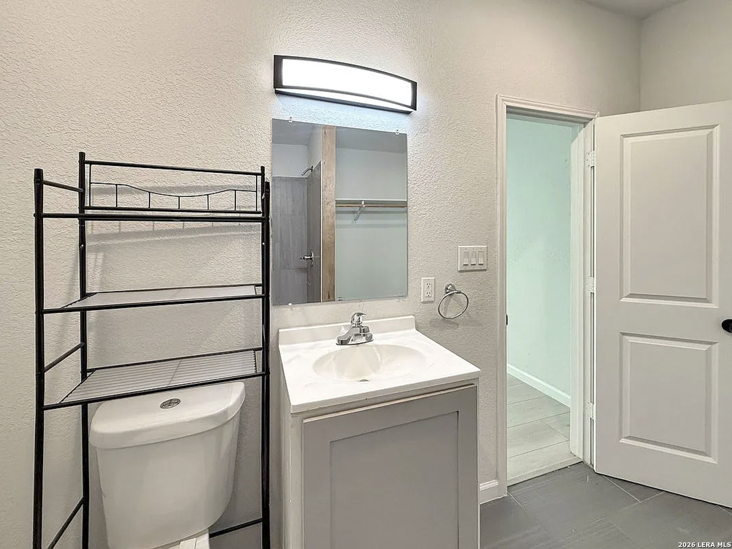 131 Los Arboles San Antonio TX 78214