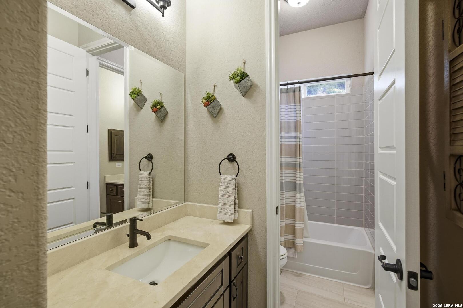 18126 Resort View San Antonio TX 78255