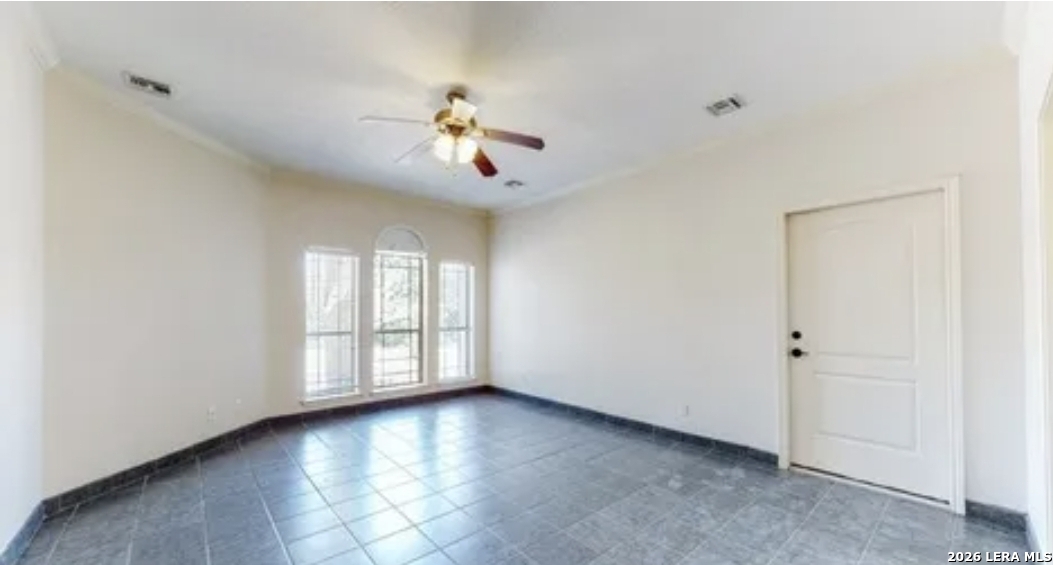 688 Private Road 7822 Natalia TX 78059
