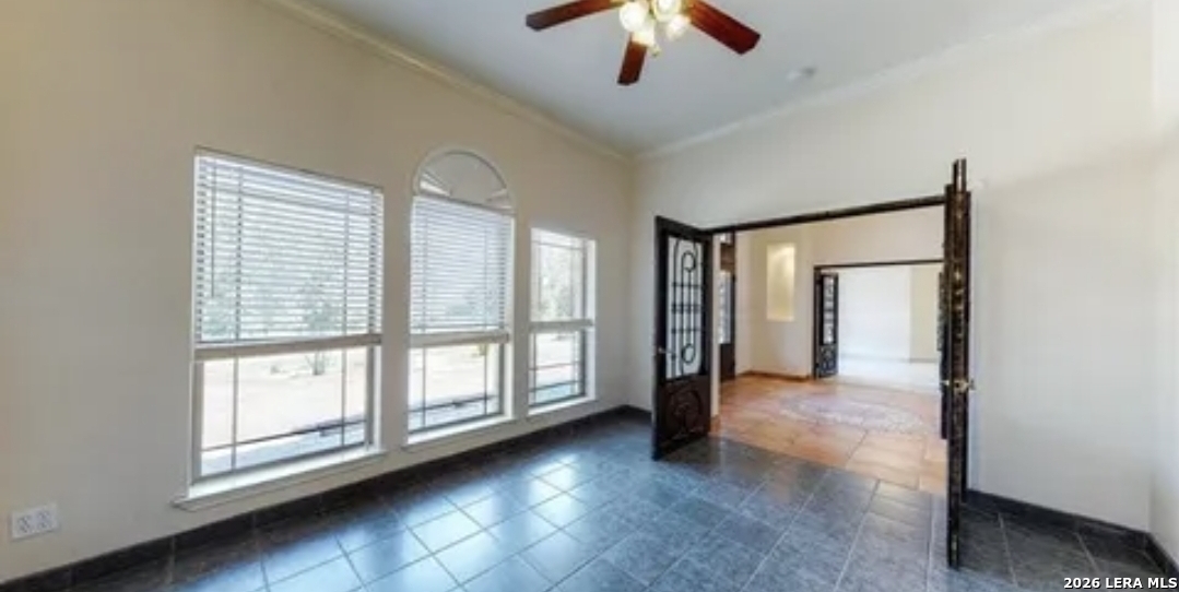 688 Private Road 7822 Natalia TX 78059