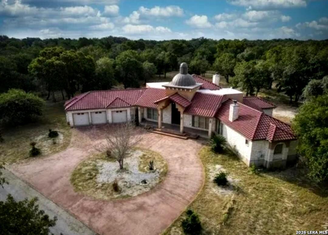 688 Private Road 7822 Natalia TX 78059