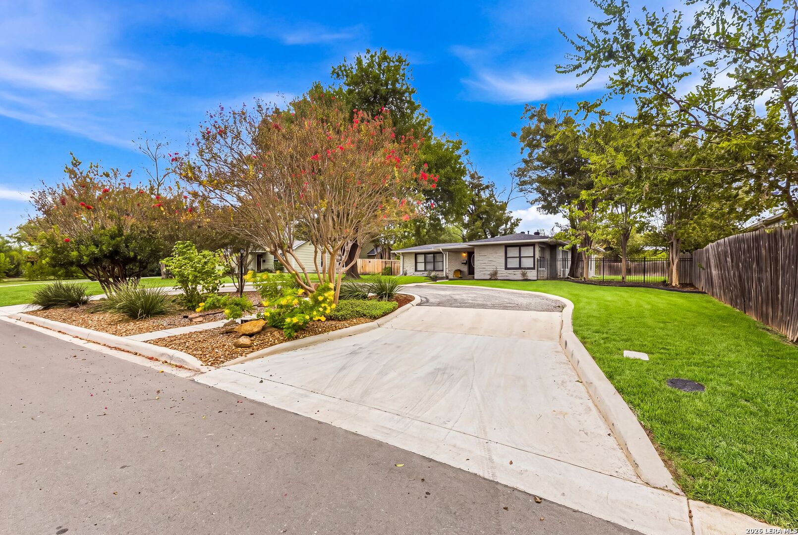 357 Tuttle Road Terrell Hills TX 78209