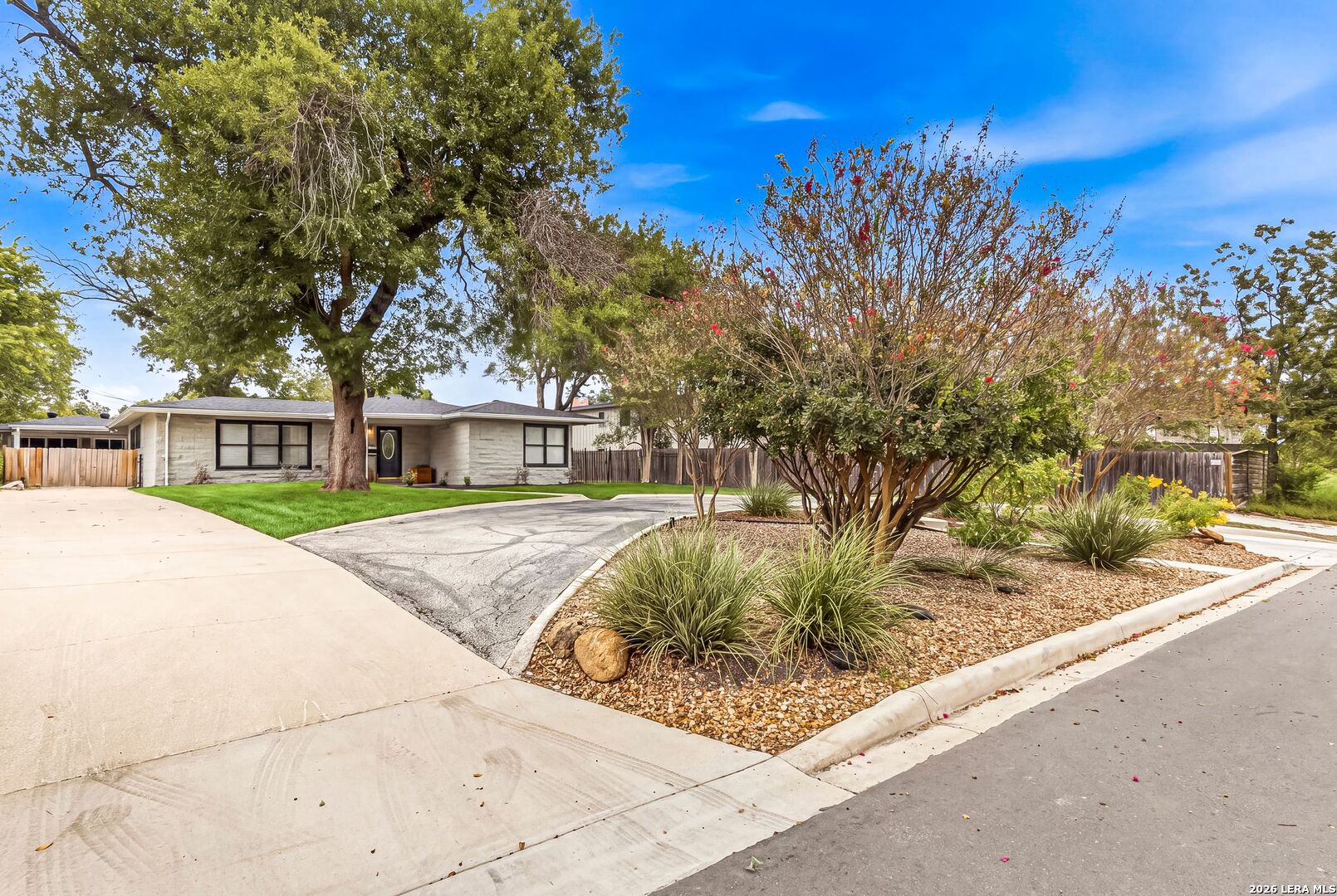 357 Tuttle Road Terrell Hills TX 78209