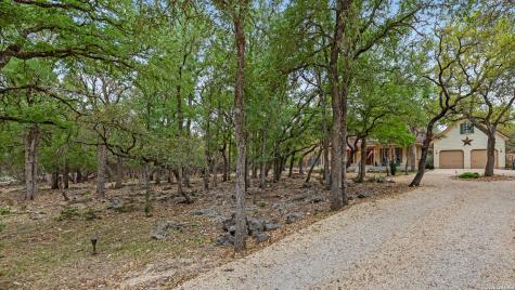 1716 Phantom Rider Spring Branch TX 78070