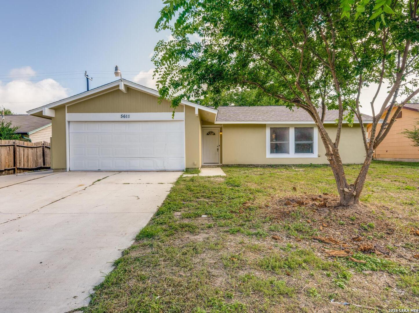 5611 Green Manor Street San Antonio TX 78223