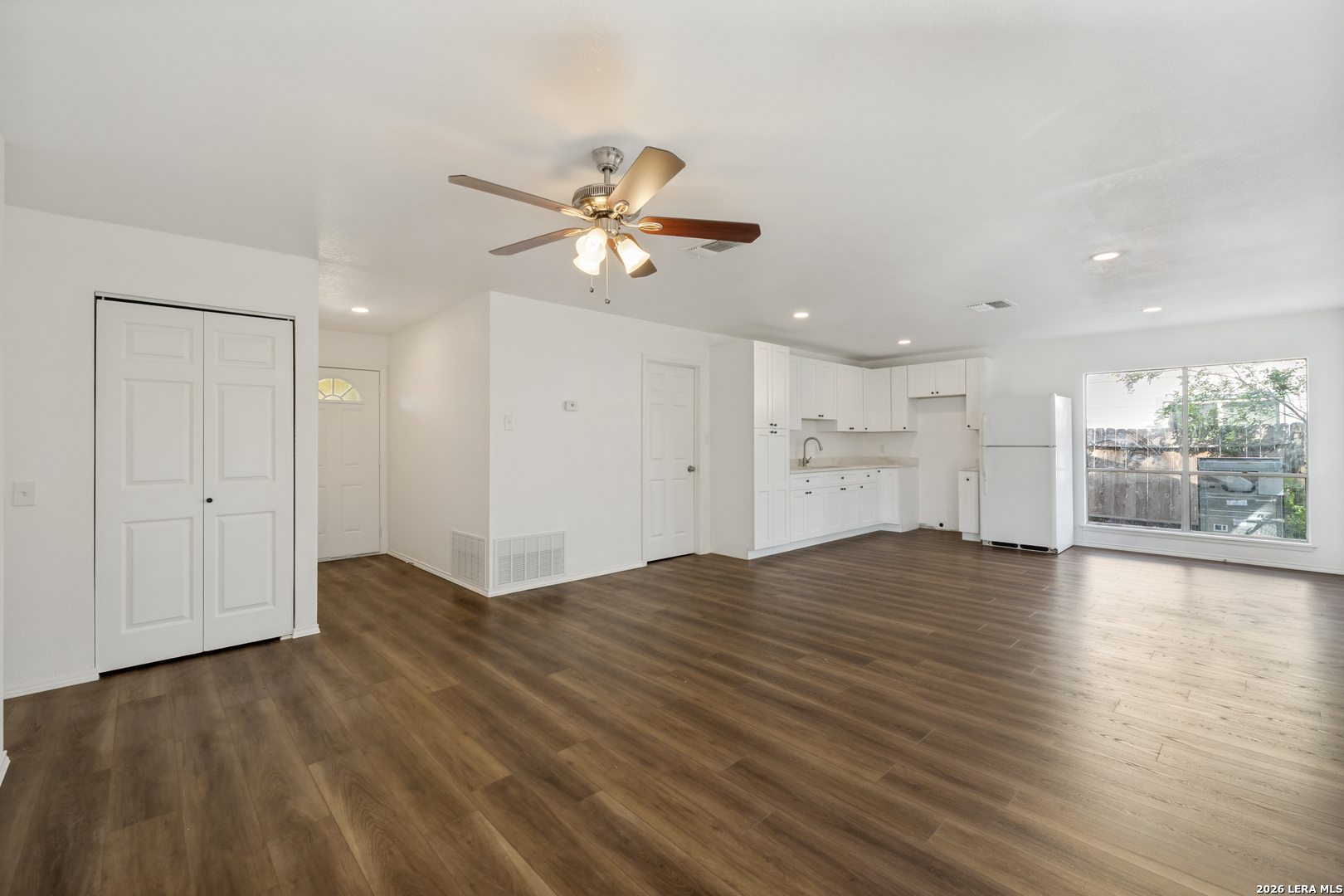 5611 Green Manor Street San Antonio TX 78223