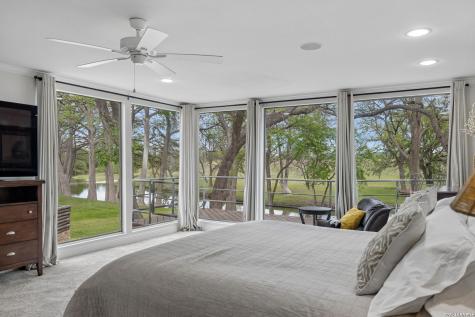 880 Center Point River Road Kerrville TX 78028