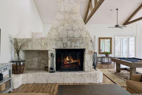 880 Center Point River Road Kerrville TX 78028