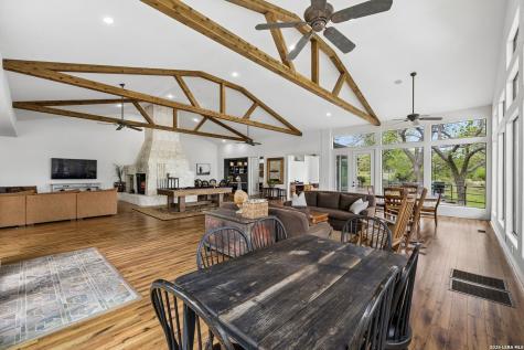 880 Center Point River Road Kerrville TX 78028