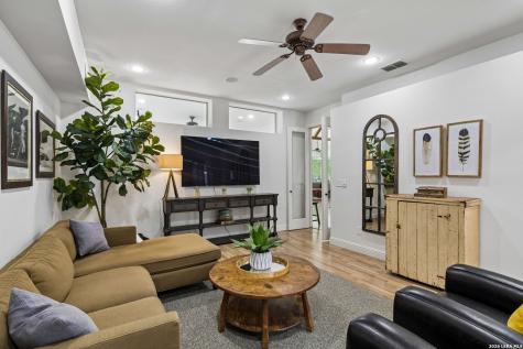 880 Center Point River Road Kerrville TX 78028