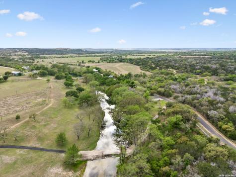 880 Center Point River Road Kerrville TX 78028