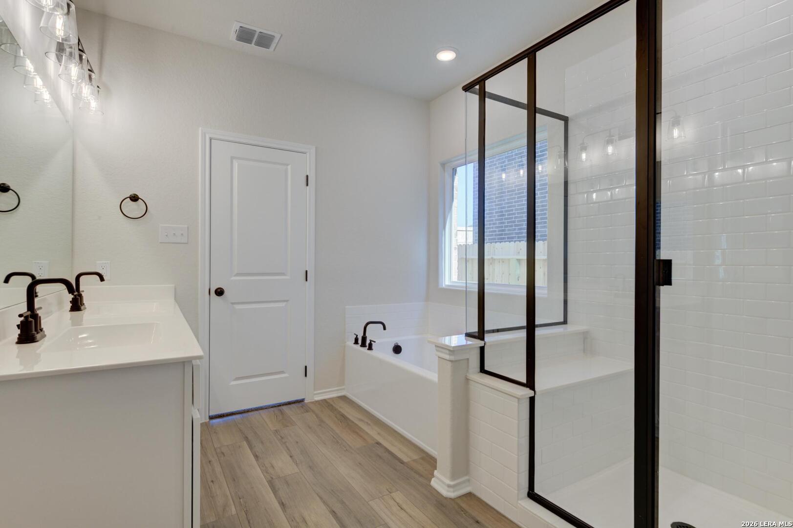 1239 Higgins Cove San Antonio TX 78245