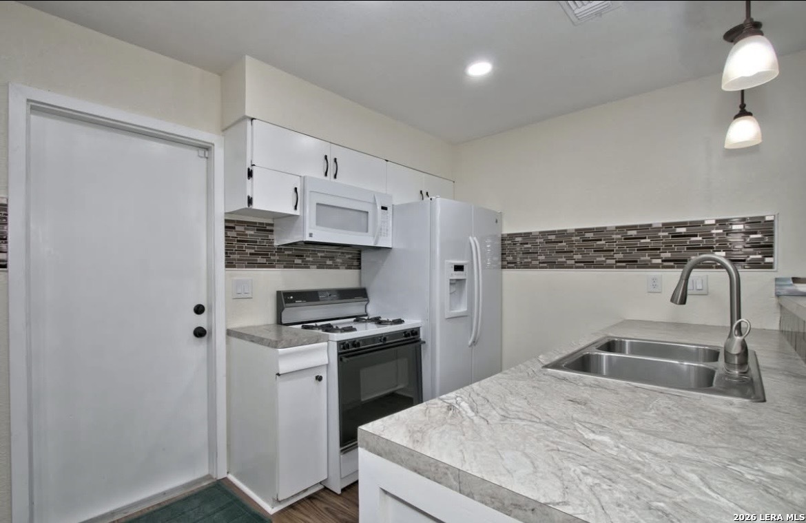 7226 Westglade Drive San Antonio TX 78227