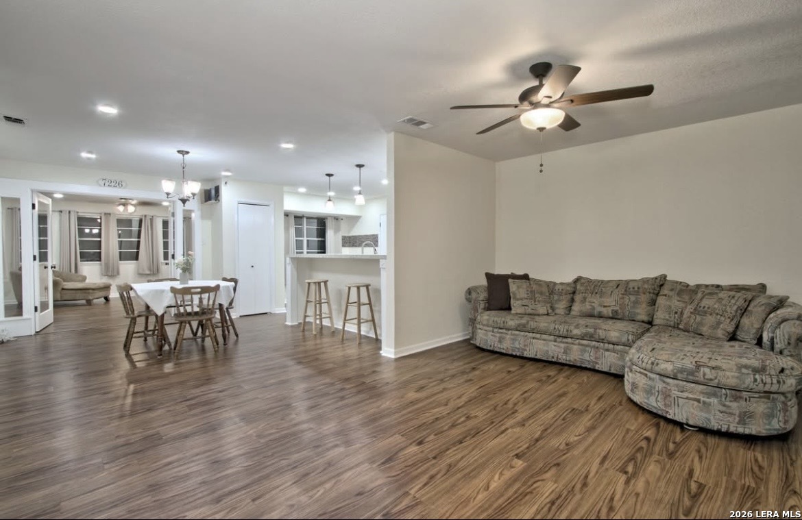 7226 Westglade Drive San Antonio TX 78227