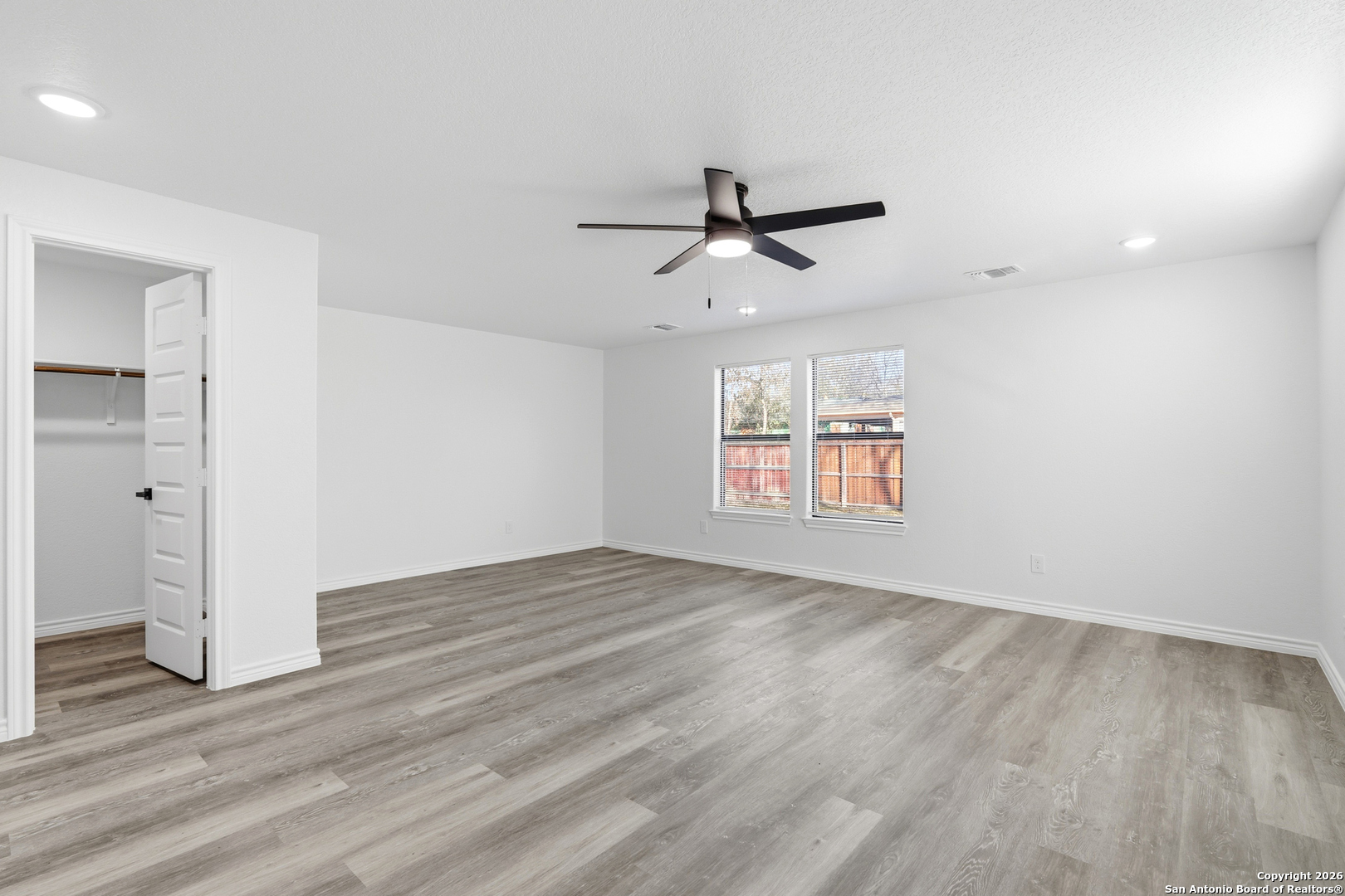 6415 Buena Vista San Antonio TX 78237