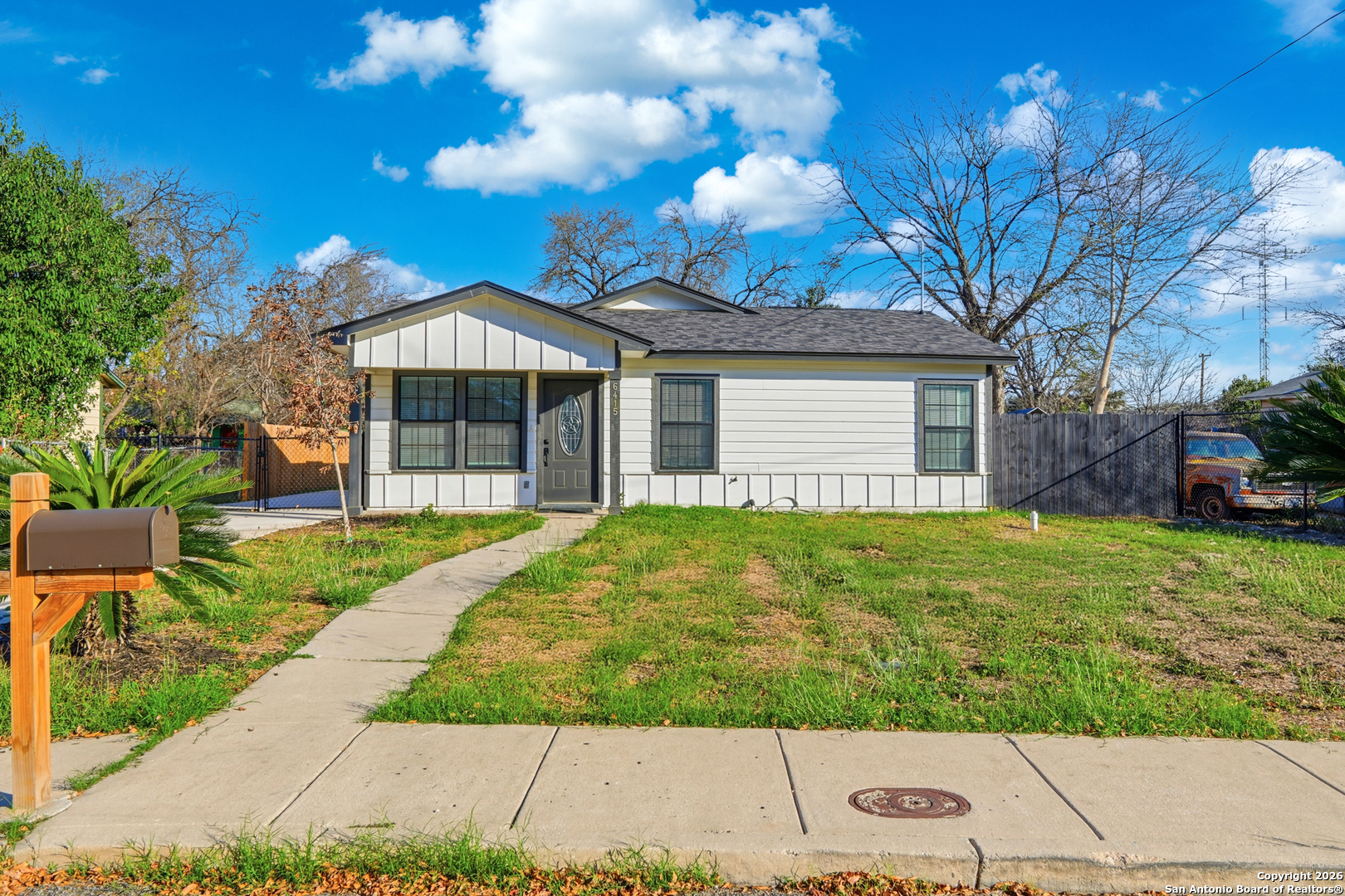 6415 Buena Vista San Antonio TX 78237