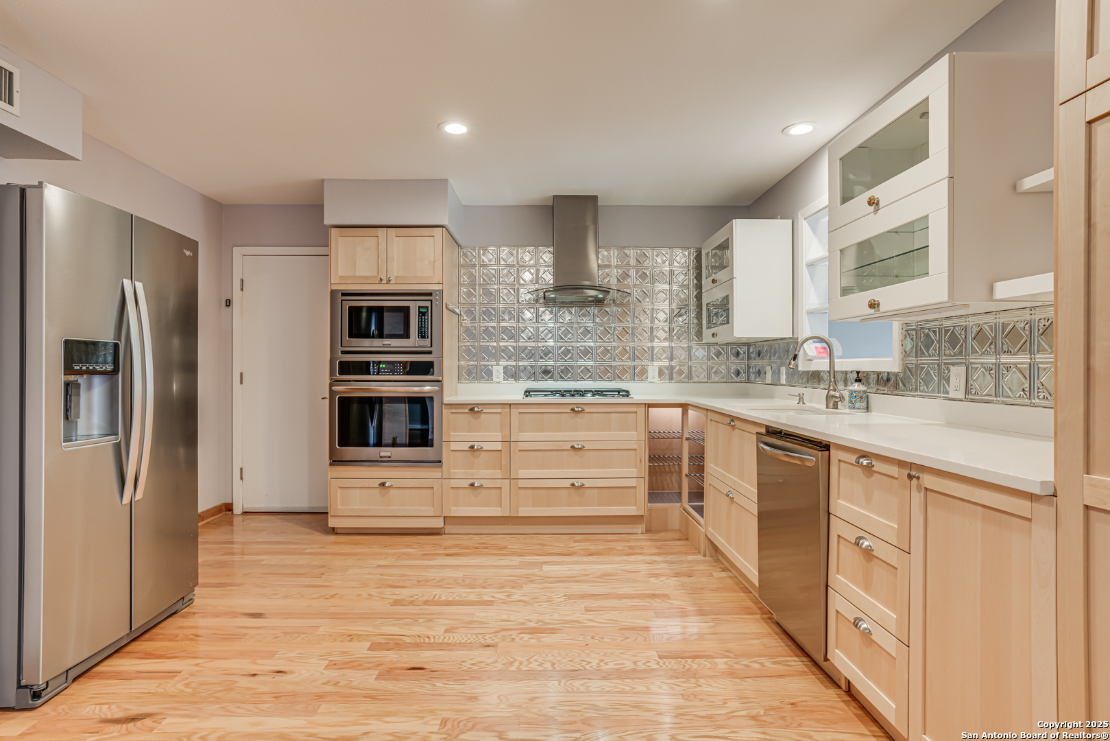 323 Pinewood Lane San Antonio TX 78216