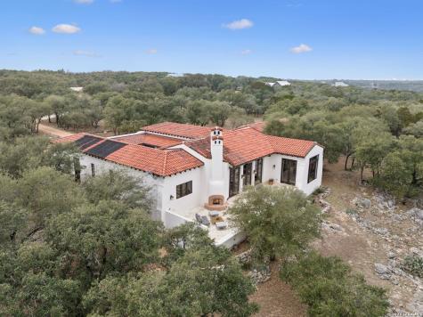 2835 Palomino Springs Bandera TX 78003