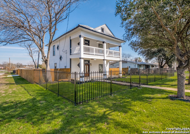 1525 Cincinnati Avenue San Antonio TX 78201