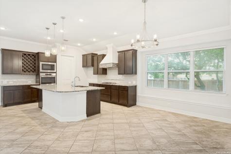 198 Jasper Point Castroville TX 78009