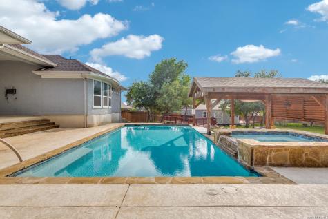 198 Jasper Point Castroville TX 78009