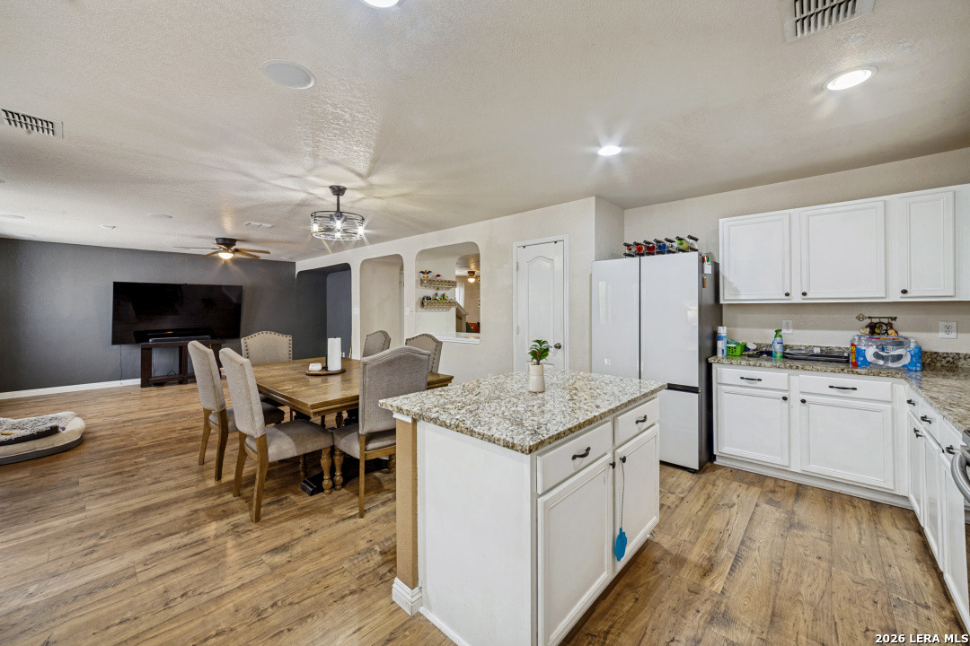 1114 Sundance Hunt San Antonio TX 78245