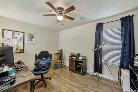 1114 Sundance Hunt San Antonio TX 78245