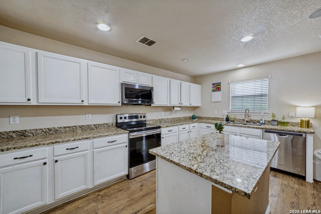 1114 Sundance Hunt San Antonio TX 78245