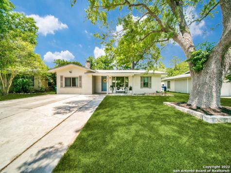315 Shropshire Drive San Antonio TX 78217