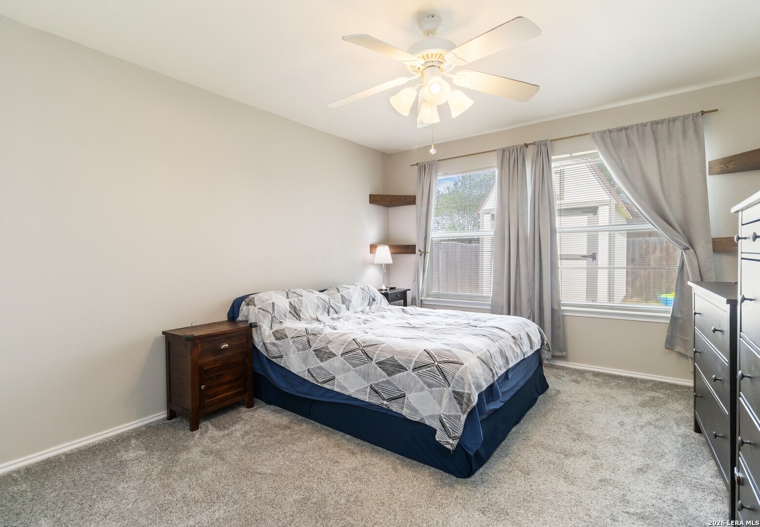 9107 Laguna Hills Selma TX 78154
