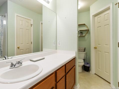 9107 Laguna Hills Selma TX 78154