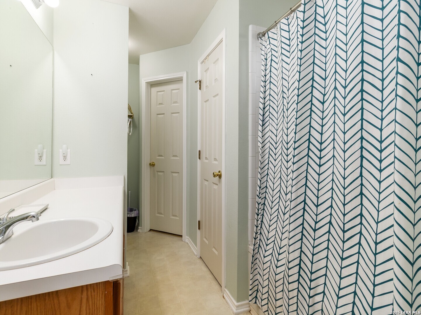9107 Laguna Hills Selma TX 78154