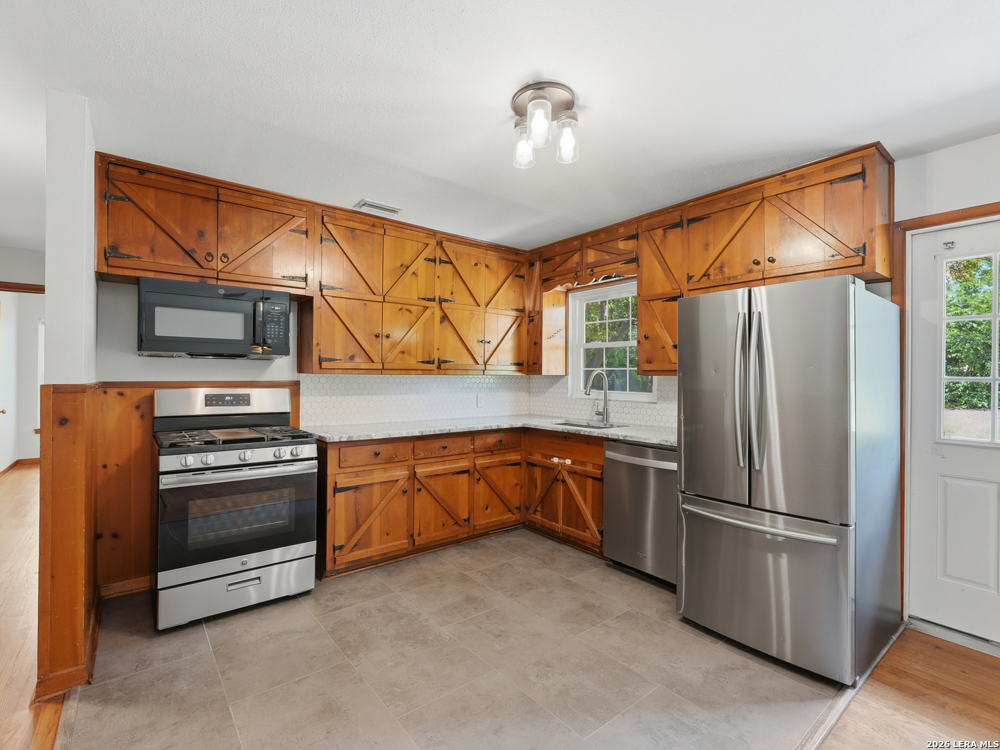 402 Stardust Drive San Antonio TX 78228