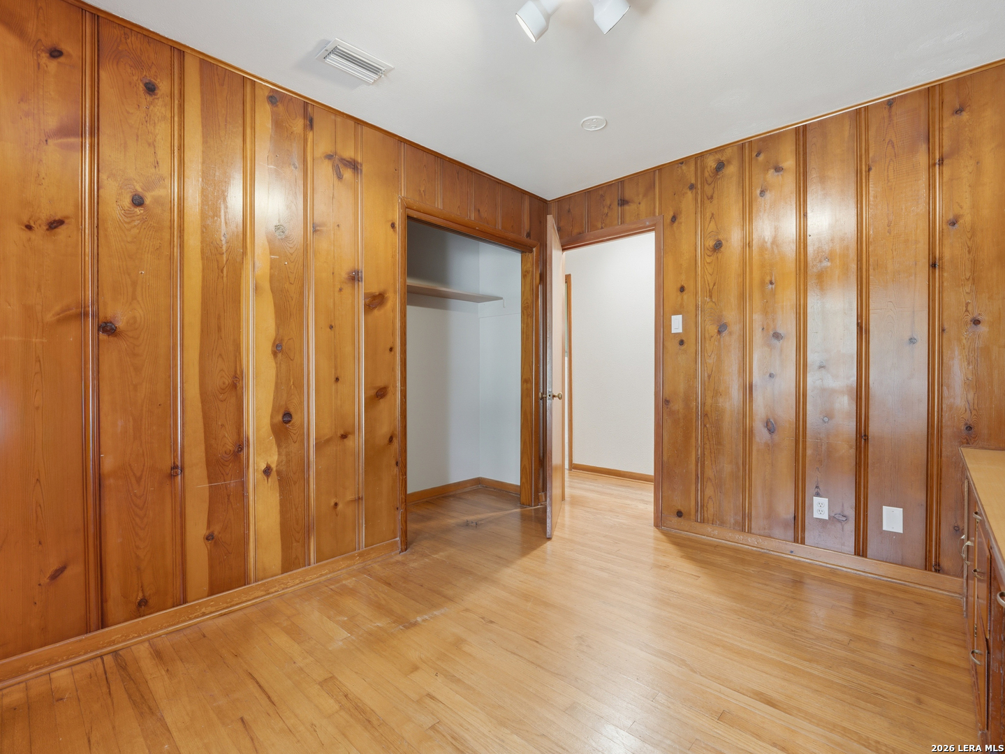 402 Stardust Drive San Antonio TX 78228