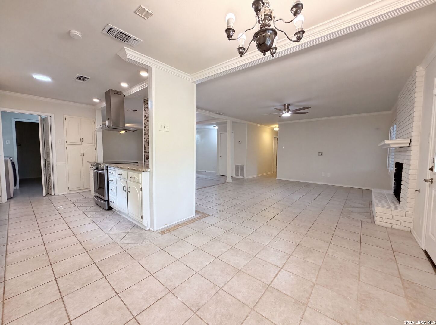 326 De Soto Drive Universal City TX 78148