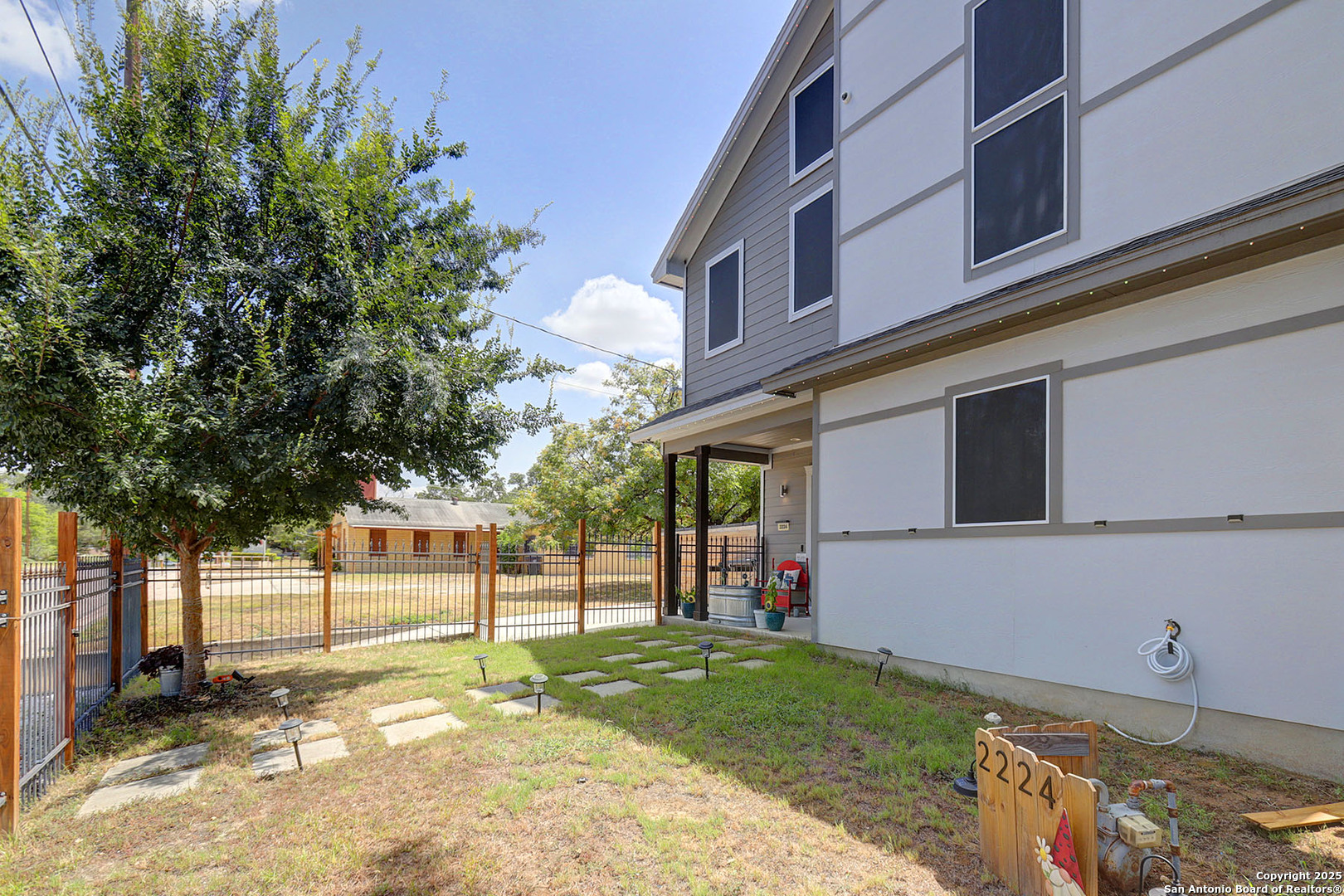 2224 Hicks Avenue San Antonio TX 78210