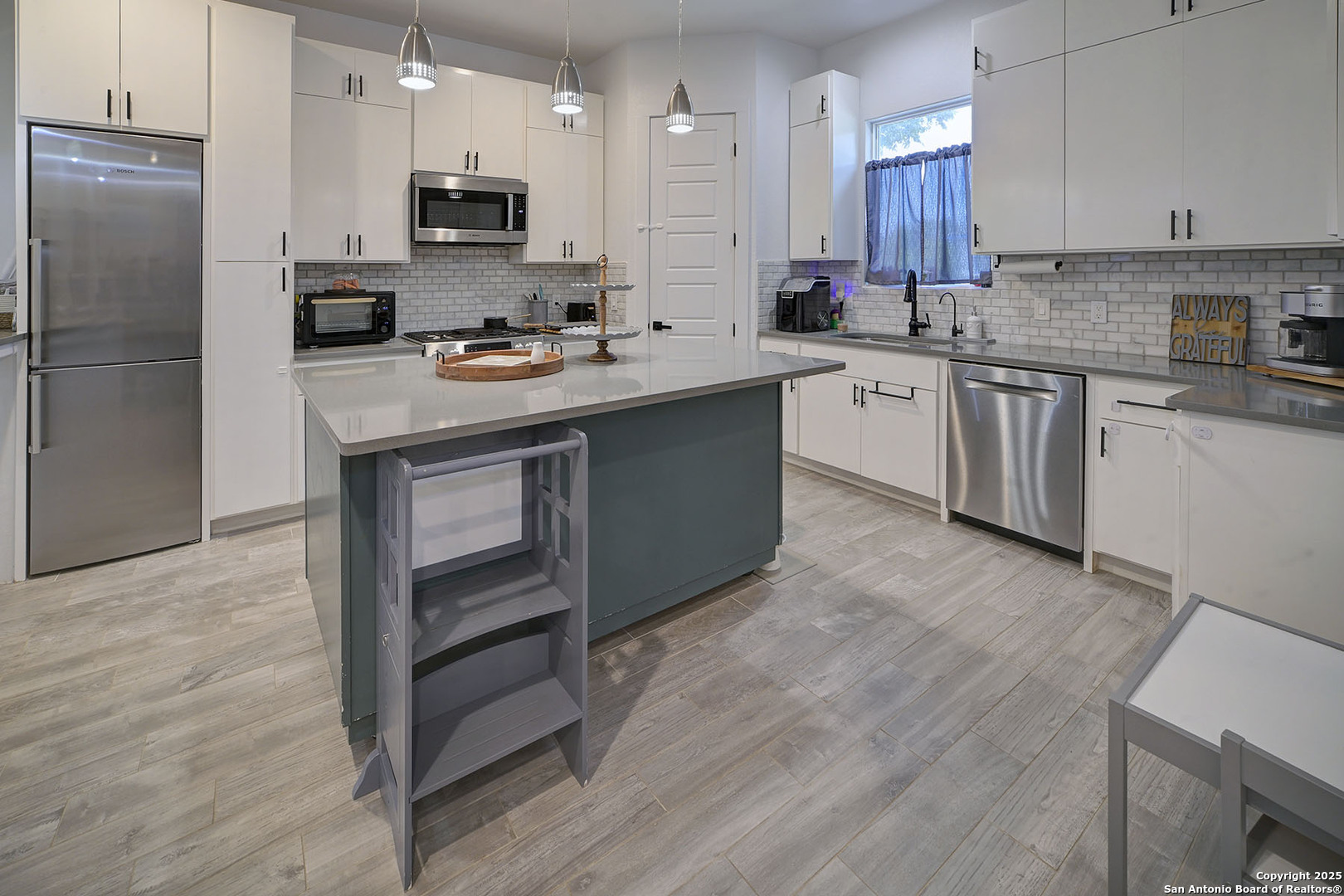2224 Hicks Avenue San Antonio TX 78210