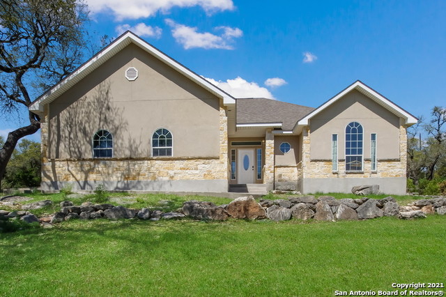 560 Lorne Road Canyon Lake TX 78133