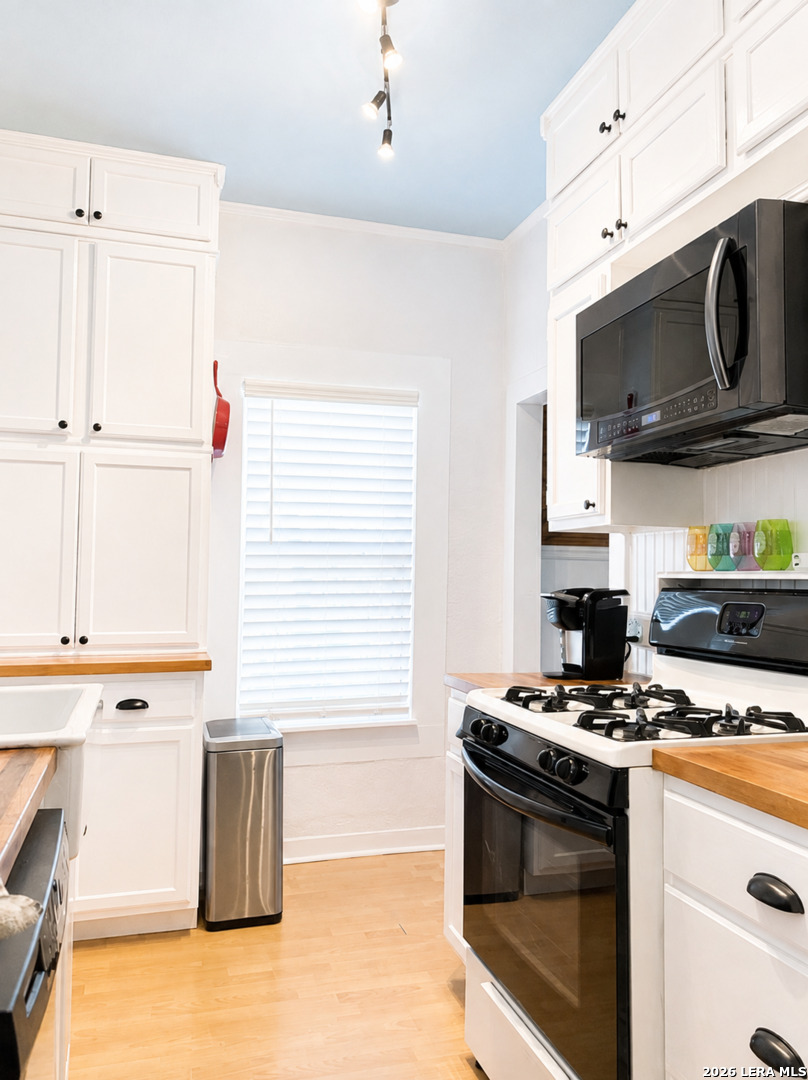 1009 Gillespie Street San Antonio TX 78212
