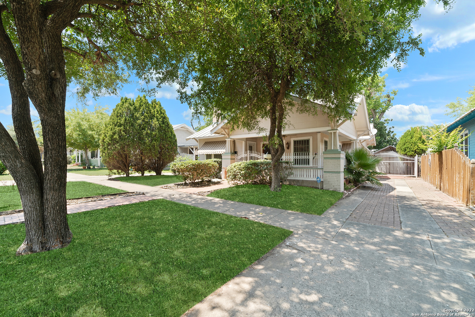 917 W Kings Highway San Antonio TX 78201