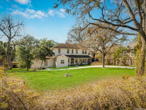 206 Laurel Heights Place San Antonio TX 78212