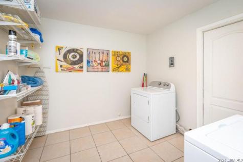 4415 Chedder San Antonio TX 78229