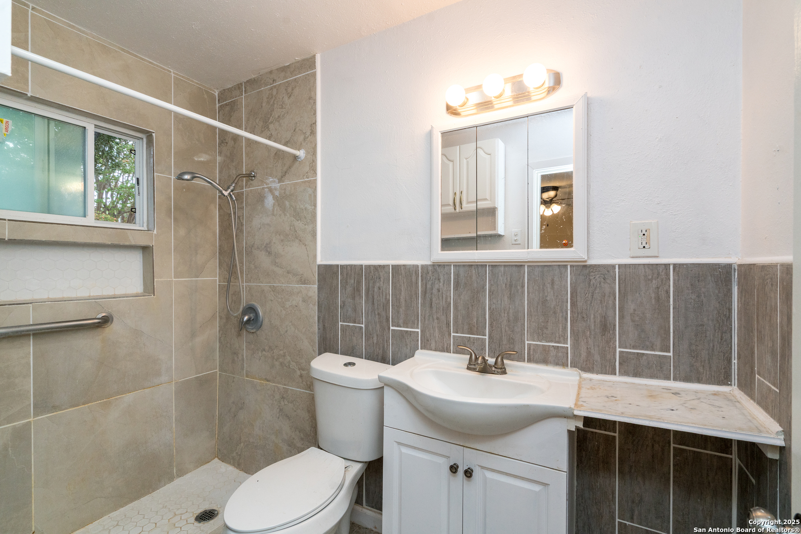 239 Craigmont San Antonio TX 78213