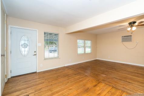 239 Craigmont San Antonio TX 78213