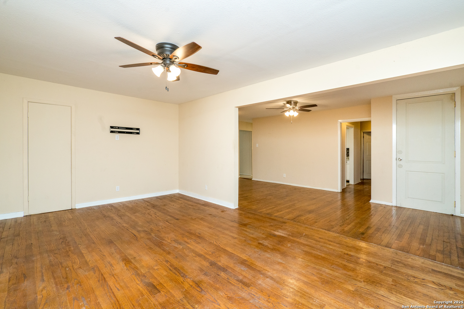 239 Craigmont San Antonio TX 78213