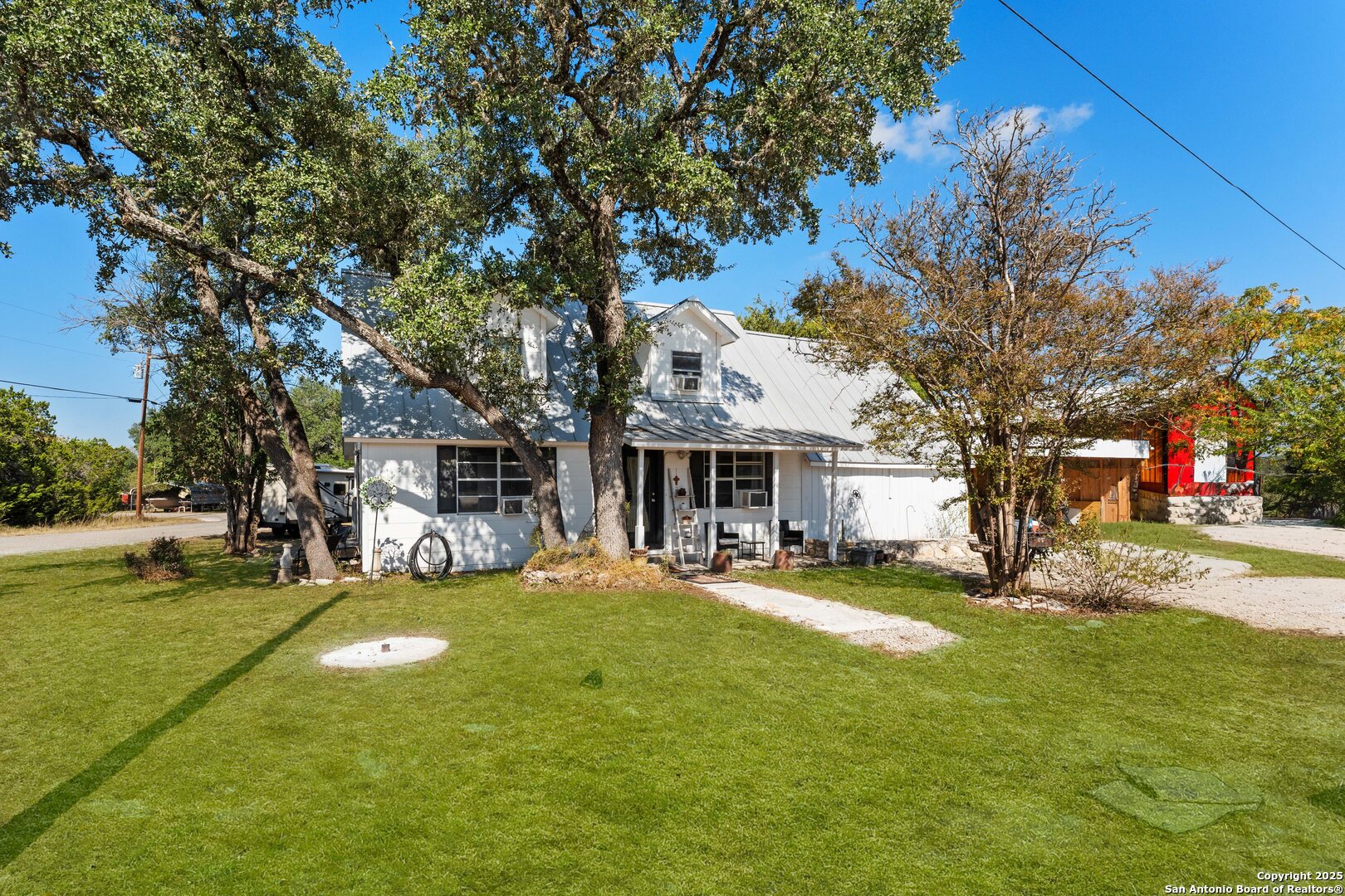 1843 Rhinestone Canyon Lake TX 78133