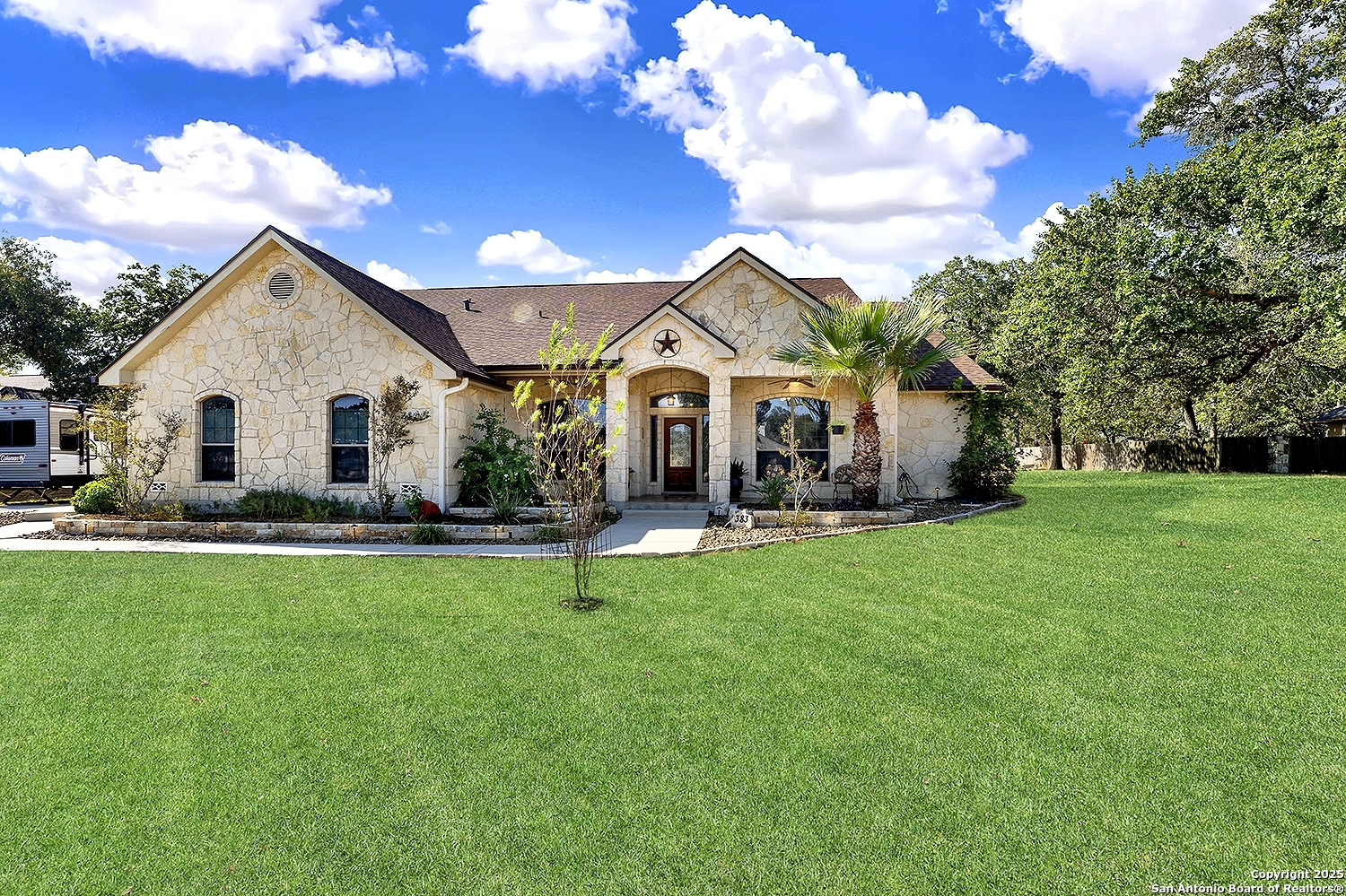 383 Rosewood La Vernia TX 78121