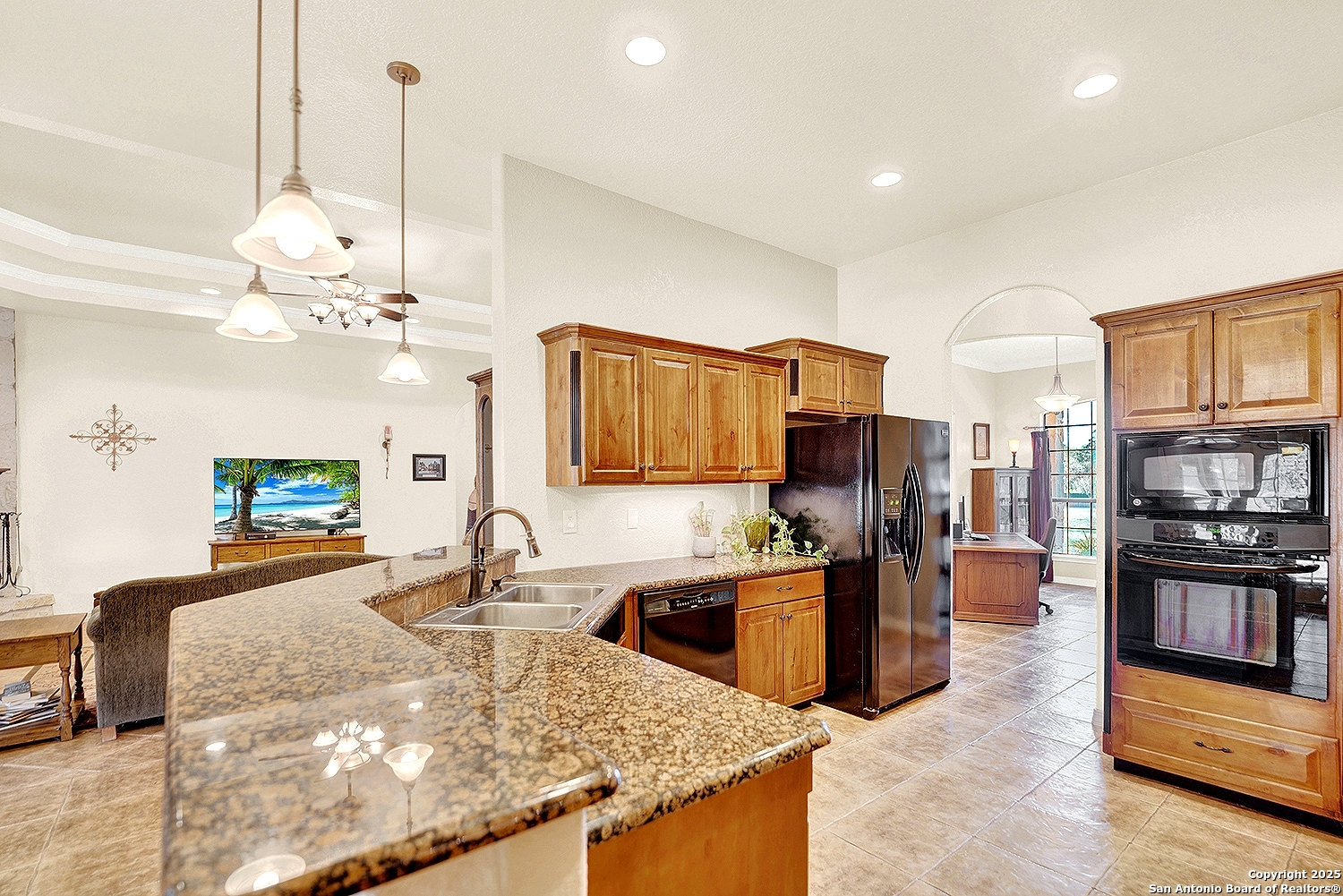 383 Rosewood La Vernia TX 78121